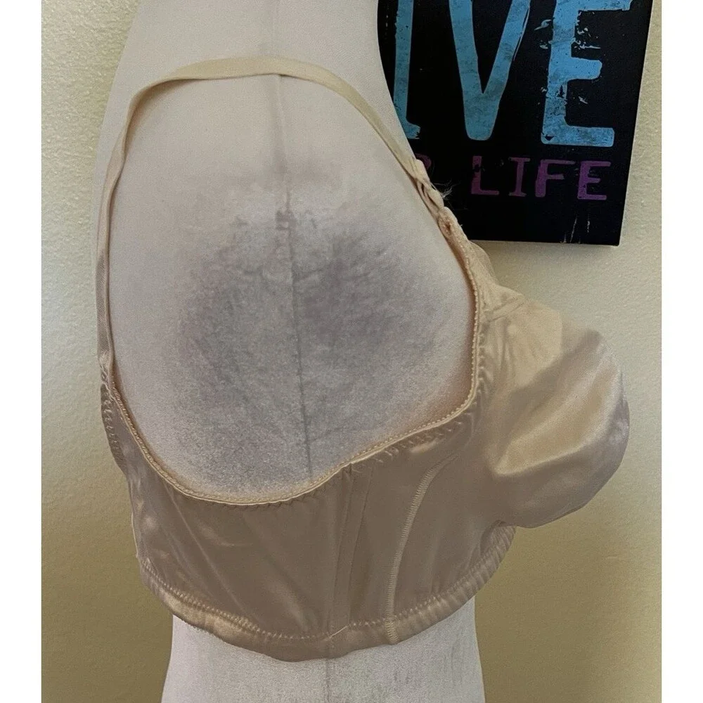 Bali Women's 40DD Double Support Wireless Full Coverage Beige Bra 3820